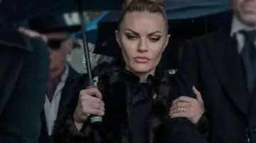 The Gentlemen 2024 Chanel Cresswell Black Fur Coat in The Gentlemen