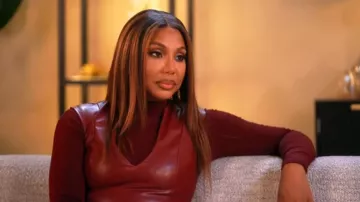 Top transparente Sndys Revolve Lounge Katya usado por Tamar Braxton como se ve en Caught in the Act: Double Life (S01E02)