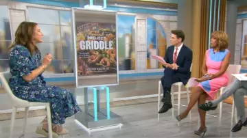 Robe Rails Eliana en Meadowlark portée par Sarah Gelman telle que vue dans CBS Mornings le 18 août 2025