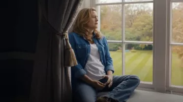 Vince Little Bow T-Shirt worn by Fiona Fox (Alicia Silverstone) as seen in Irish Blood (S01E01)