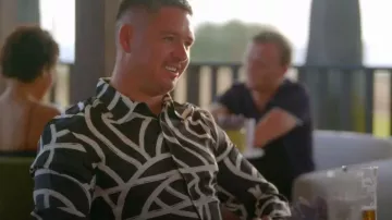 Camisa pintada abstracta Reiss Picarli usada por Billy Delbosq como se ve en The Only Way Is Essex (S35E01)