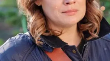 A todos Una buena noche 2023 Kimberley Sustad Chaqueta acolchada de Ceci (Kimberly Sustad) en A todos una buena noche
