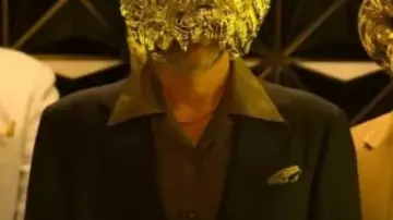 Squid Game S02 VIP Blazer negro en Squid Game (S02)