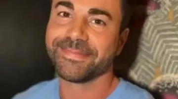 T-Shirt of Mark Rober in Jimmy Kimmel Live!