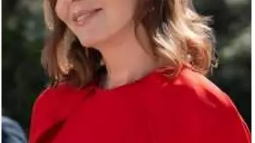 Red Crepe Dress worn by Sylvie Grateau (Philippine Leroy-Beaulieu) in Emily in Paris (S05) || Emily In Paris S5 Philippine Leroy-Beaulieu Red Crepe Dress