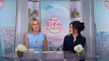 Vestido camisero a rayas Reiss Arabella usado por Bobbie Thomas como se ve en Today with Jenna & Friends el 22 de agosto de 2025