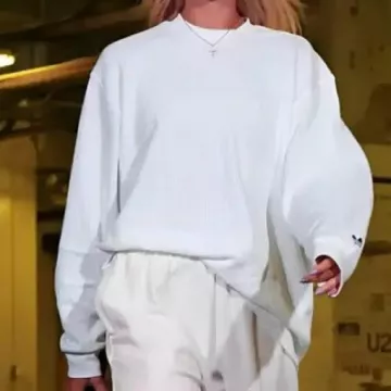 White Sweatshirt worn by Sophie Cunningham Indiana Fever