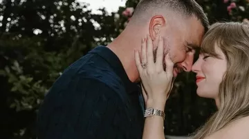 Cable Knit Polo Collar Shirt of Travis Kelce in Taylor Swift and Travis Kelce ENGAGED!