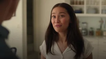 Catbird Jewelry Daisy Poem Necklace in April & Catbird Jewelry Hundred Summers Charm Necklace worn by Isabel 'Belly' Conklin (Lola Tung) as seen in The Summer I Turned Pretty (S03E08)