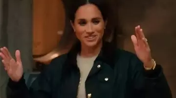 With Love Meghan S2 Meghan Markle Veste portée par Self (Meghan Markle) comme on le voit dans With Love, Meghan (S02E08)
