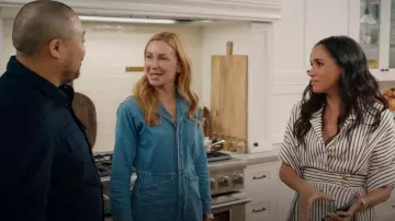 Alex Mill Standard Long Sleeve Denim Jumpsuit portée par Meghan Markle comme on le voit dans With Love, Meghan (S02E01)