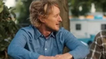 Stick 2025 Owen Wilson Blue Polo Shirt worn by Pryce Cahill (Owen Wilson) in Stick (S01)
