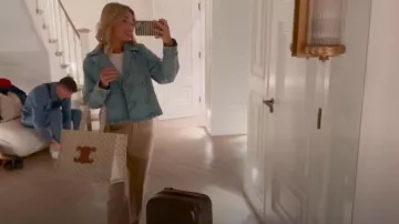 Celine Large Triomphe Cabas Thais worn by Billie Faiers as seen in Sam & Billie: Sister Act (S01E02)