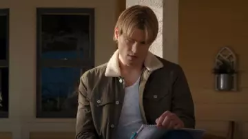 Chaqueta Rails McKinley usada por Cole Walter (Noah LaLonde) como se ve en My Life with the Walter Boys (S02E10)