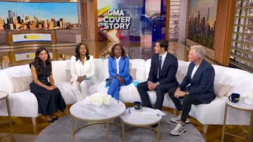 Pantalon Gabriela Hearst Vesta porté par Deborah Roberts comme on le voit dans Good Morning America le 28 août 2025