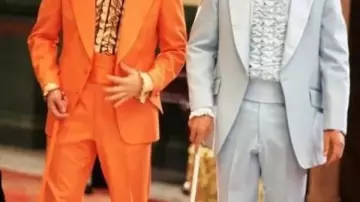 Dumb and Dumber Suits worn by Lloyd Christmas (Jim Carrey) in Dumb and Dumber