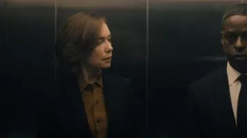 Frame The Standard Stretch Silk Button Up Shirt worn by Samantha 'Sinatra' Redmond (Julianne Nicholson) as seen in Paradise (S01E02)