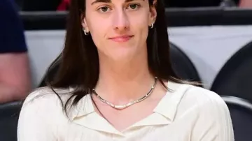 Sudadera Caitlin Clark Indiana Fever v Los Angeles Sparks de Caitlin Clark en Indiana Fever vs. Los Angeles Sparks | RESUMEN COMPLETO DEL JUEGO | agosto 29, 2025