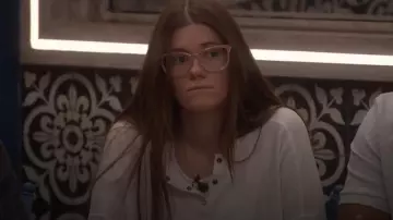 Hollister Long Sleeve Easy Waffle Henley Top porté par Kelley Jorgensen comme on le voit dans Big Brother (S27E02)