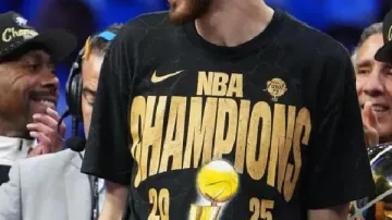 Camiseta negra del campeonato OKC Thunder