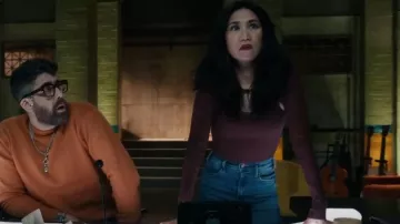 Top Simkhai Seraphina usado por Melody 'Mel' Bayan (Liza Lapira) como se ve en The Equalizer (S05E18)