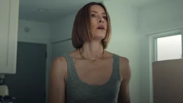 J. Crew Débardeur côtelé en cachemire poids plume porté par Chloe Taylor (Jessica Biel) comme on le voit dans The Better Sister (S01E04)