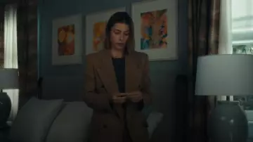 Saint Laurent Blazer in Wool Gabardine worn by Chloe Taylor (Jessica Biel) as seen in The Better Sister (S01E05)