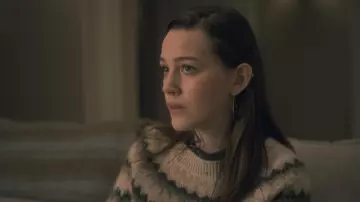 Suéter a rayas usado por Nell Crain (Victoria Pedretti) como se ve en los atuendos de la serie de televisión The Haunting of Hill House (S01E02)