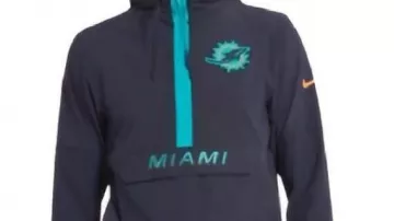 Miami Dolphins Rivalries Chaqueta Anorak Sideline usada por Odell Beckham Jr. en Abraza la presión. Nuestro uniforme de Rivalries emerge el 8.28 ????