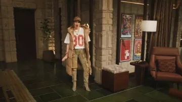 Diesel Skinny Jeans 1984 Slandy-high 068jr worn by Maya Mason (Kathryn Hahn) as seen in The Studio (S01E01)