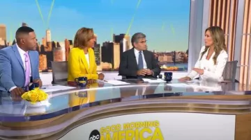 Alice + Olivia Denny Longline Satin Boyfriend Blazer worn by Rhiannon Ally as seen in Good Morning America on September 3, 2025