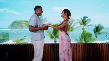 Vestido largo Resa Chelsea en Aspen usado por Alexe Godin como se ve en Bachelor in Paradise (T10E10)