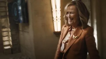 Vince Shaped Collar Long Sleeve Blouse worn by Patty Leigh (Catherine O'Hara) as seen in The Studio (S01E03)