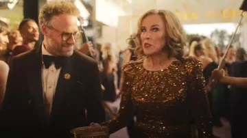 Jenny Packham Georgia Sequined Embellished Gown worn by Patty Leigh (Catherine O'Hara) as seen in The Studio (S01E08)
