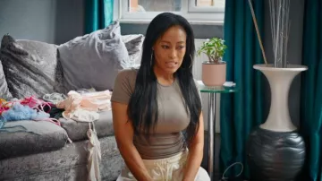 Reiss Jolie Short Sleeve T Shirt worn by Shorna as seen in 90 Day Fiancé UK (S04E01)