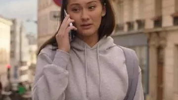 The Summer I Turned Pretty Belly Conklin Grey Hoodie (Belly Conklin) in The Summer I Turned Pretty (S03E11)