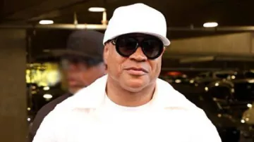 La camisa de ganchillo del US Open Tennis Championships usada por LL Cool J en Alcaraz no podía CREER ese tiro ????