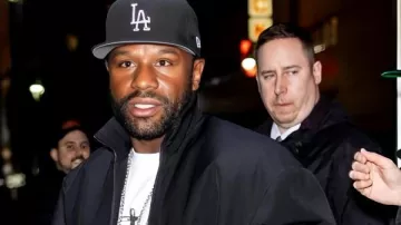 NYC 2025 Floyd Mayweather Veste noire en Floyd Mayweather PREMIERS MOTS sur la déclaration de faillite après une escroquerie de 402 millions de dollars