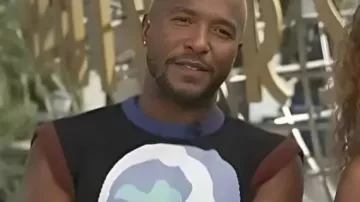 Access Hollywood Abstract Face Vest worn by Scott Evans as seen in Access Hollywood