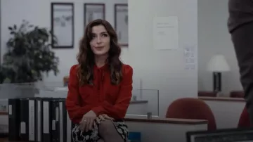 Alexander McQueen Belle Epoque Jacquard Knit Pencil Skirt worn by Esmeralda Grand (Sabrina Impacciatore) as seen in The Paper (S01E01)