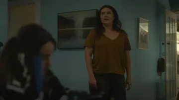 Cos V Neck Linen T Shirt worn by Joni (Morgana O'Reilly) as seen in Playing Gracie Darling (S01E03)