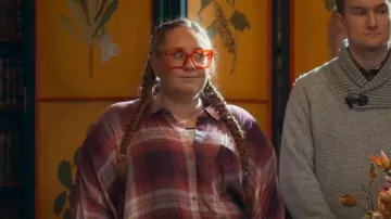 Zeelool Agaton Square Orange Glasses worn by Hannah as seen in The Inheritance (S01E02)