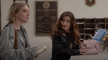 Celine Shoulder Handbag worn by Esmeralda Grand (Sabrina Impacciatore) as seen in The Paper (S01E06)