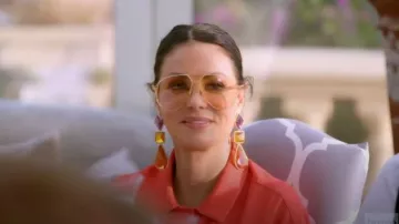 Tom Ford Bertrand FT1061 45E usado por Adriana de Moura como se ve en The Real Housewives of Miami (S07E13)