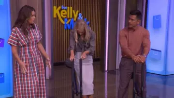 Exquise The Tobie Vestido camisero usado por Monica Manginelli como se ve en LIVE with Kelly and Mark el 5 de septiembre de 2025