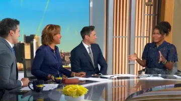 Haut en dentelle Milly Addison Roja porté par Janai Norman tel que vu dans Good Morning America le 8 septembre 2025