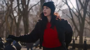 Beyond Yoga LuxeFleece Happiness Cropped Hoodie worn by Mia Lapierre (Krysten Ritter) as seen in Dexter: Resurrection (S01E04)