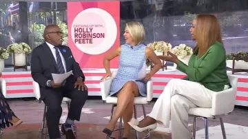 Boss Iadelia Blouse worn by Holly Robinson Peete as seen in Today on September 8, 2025