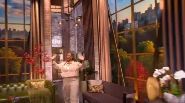 Marni Draped Cargo Trousers worn by Queen Latifah as seen in The View on  September 9, 2025