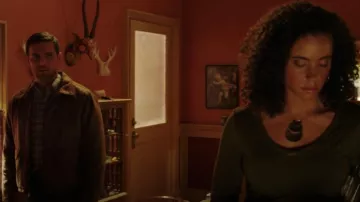 Chaqueta de cuero marrón Scully usada por Joe Strong (Jason Lewis) como se ve en Midnight, Texas (S01E08)